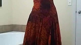 Xvideos Queen Slut - Brook Starr Masturbates in Fishnets