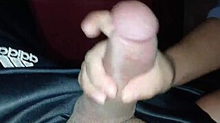 Que Rico Se Ve El Semen De Mi Novio Cuando Le Hago La Paja