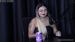 Suellen Barrar And Tifany Rocha In Outdoor Swing Compilation