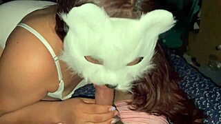 que rico me la chupa la novia de mi amigo, tragando todo con juguetes y creampie anal