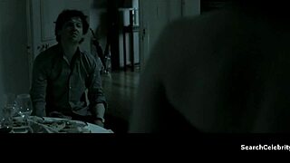 Juliette Binoche in Elles PL2012