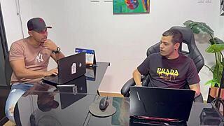 Secretaria Puta Es Despedida Y Se Gana Un Ascenso