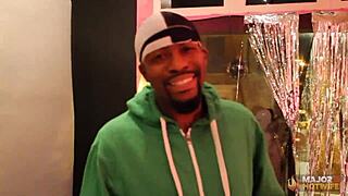 Exotic busty blonde luscious kisses sucks and rides rome majors cock