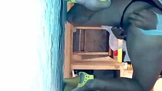 Shemale teases with cucumber in xtube pepino 2, want to see?