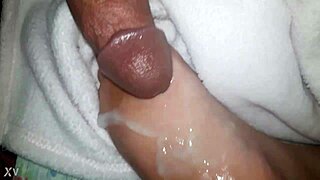 Intense Cumshot On Oiled Feet