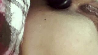 Intense anal plug thrusts deliver shocking vibrations