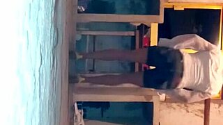 Shemale teases with cucumber in xtube pepino 2, want to see?