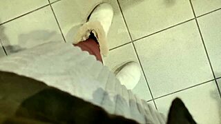 Italian amateur flashes hairy pussy and big ass in changing room