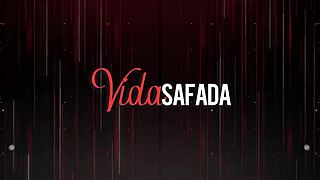 O Safado Do Nosso Amigo Pediu Pra Eu Levar Óleo De Coco Nesse Encontro Mas No Fim O Que Ele Queria Mesmo É Comer O Cuzinho Da Ju