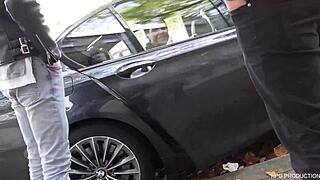 i'm in threesome with guys