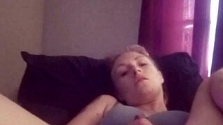 snow bunny pussy play toys