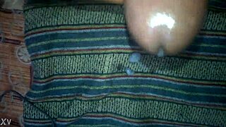 Mallu guy oils cock for cumshot