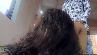 Delivery Boy Fucks Hot Sexy Desi Woman