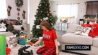 Fucking my friend and her mom for christmas - elizabeth skylar sky wonderland