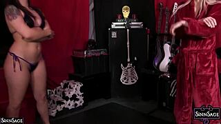 Femdom Sinn Sage Wrestles Aiden Ashley and Sits on Her Face?