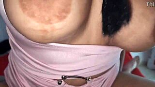 Te gustan mi gran culo y mis enormes tetas