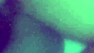 Sexo Subaquatico Em Uma Piscina Com Uma Casada