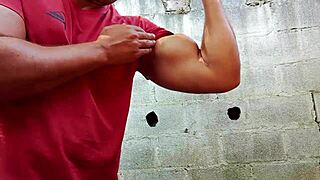 Yuri Gaucho Brazilian Bear Handjob Cumload Exhibition