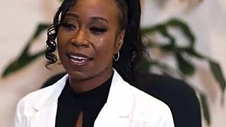 Sexy Masseuse Cures Back Pain By Sucking Cock Hungrily