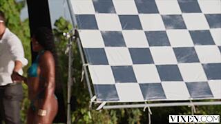 Vixen stunning model nicole kitt mixes business with pleasure in sensual scenes