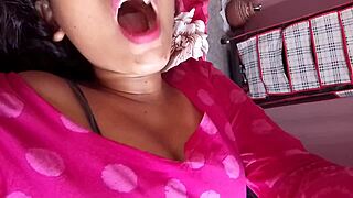 Can This Indian Bhabhi Show Her Assets To Bf?