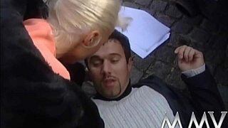 Malkin or driver jawaani ke safar pe