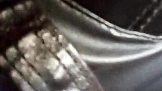 gretala pisses in feet