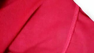 gretala pisses in feet