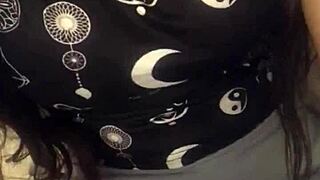 desi girl with perfect figure showing off her body in arab indian style