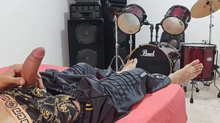 i masturbate my big cock in front of the camera