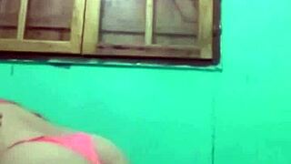 the playful game that turned into an intimate moment on live stream