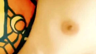 Menyetubuhi Istri Tetangga Sementara Suaminya Pergi Kerja