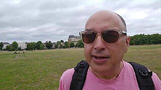Public Cruising In Clapham Common