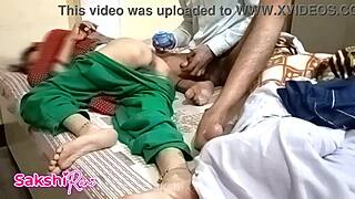 Desi stepson stepmom ke pass leta shalwar khol di phir chut dekhi chod diya