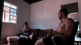 Bastidores Da Grava��o Chupando O Carmona Jogando Video Game