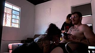 Bastidores Da Grava��o Chupando O Carmona Jogando Video Game