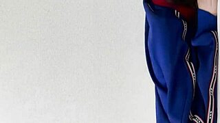 Horny School-Girl Hinano Tachibana Gets Down And Filthy In The Sheets