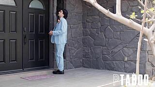 Prom Bombshell Kiki Daire Elias Cash