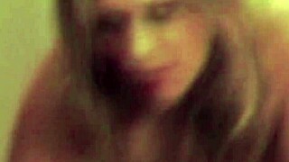 ITALIAN COUPLE HAS FUN BLOWJOB EXPERIENCE TOGETHER