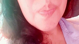 I Want Neighbors Watching My Masturbation!