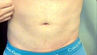 This is the exclusive handjob video I make for my subscribers!