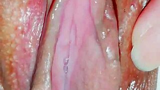 i wanna spread my tight wet pussy lips and show everybody how i masturbate