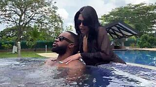 Kylei Ellish Fucks In The Jacuzzi