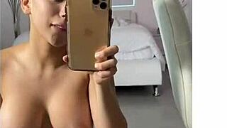 ver0nica vict0ria masturbandose