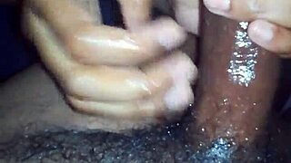 Desi neighbour handjob leads to cumshot