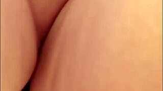 Harassing Mature Big-Ass Woman In Skirt On Lima Streets