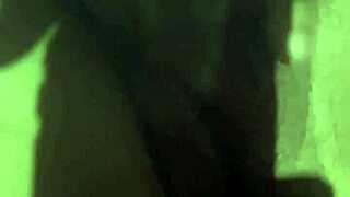 redphoenix wet and squirting? watch her pussy