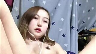 Amateur japanese horny masturbation squirt