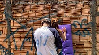 Safada Novinha Uses Sex Toy Outdoors Boldly