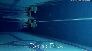 Diana rius, with hot tits, touches her body underwater